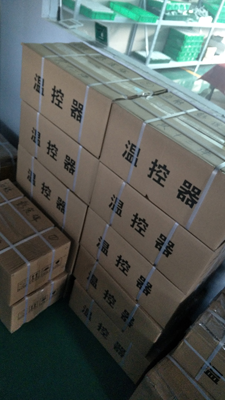 发往省内青岛�?00支风机盘���温控器开关今天发�? onmousewheel=