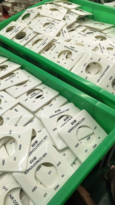 成都杨�ȝ��1000支三速开关面板今日印制完�? onmousewheel=